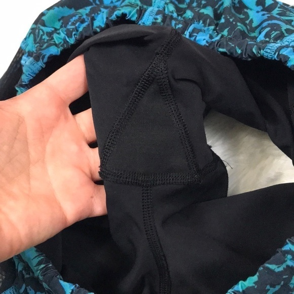 Lululemon Meshed Up Short - Picture 5 of 7